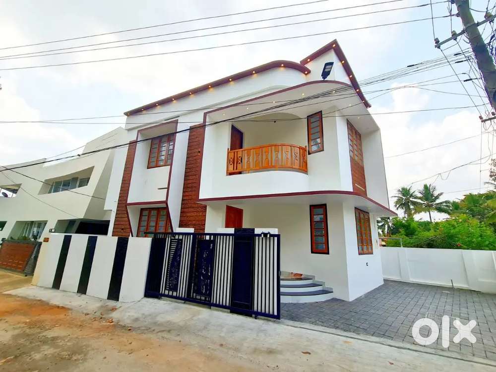 New house for Chenkottukonam 60 Lakh