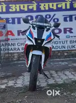Yamaha R15 V4 M edition