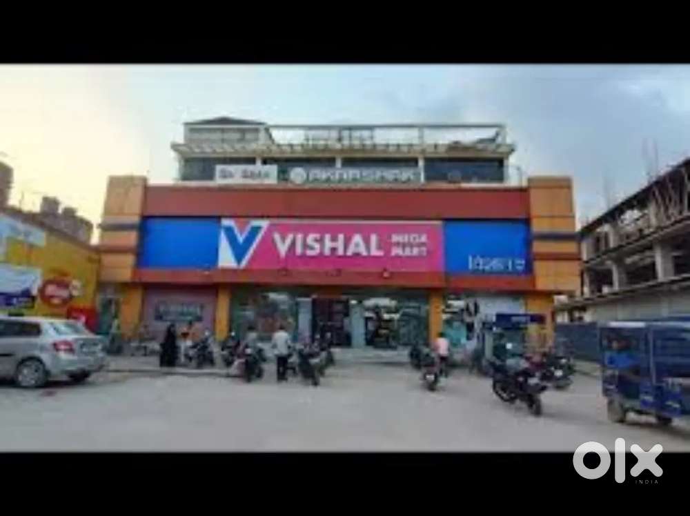 New Vacancy Hiring In शॉपिंग मॉल Need Girls Boys' Fresher Experience