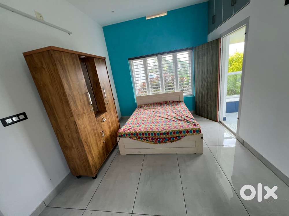 1year used bed at Reasonable price