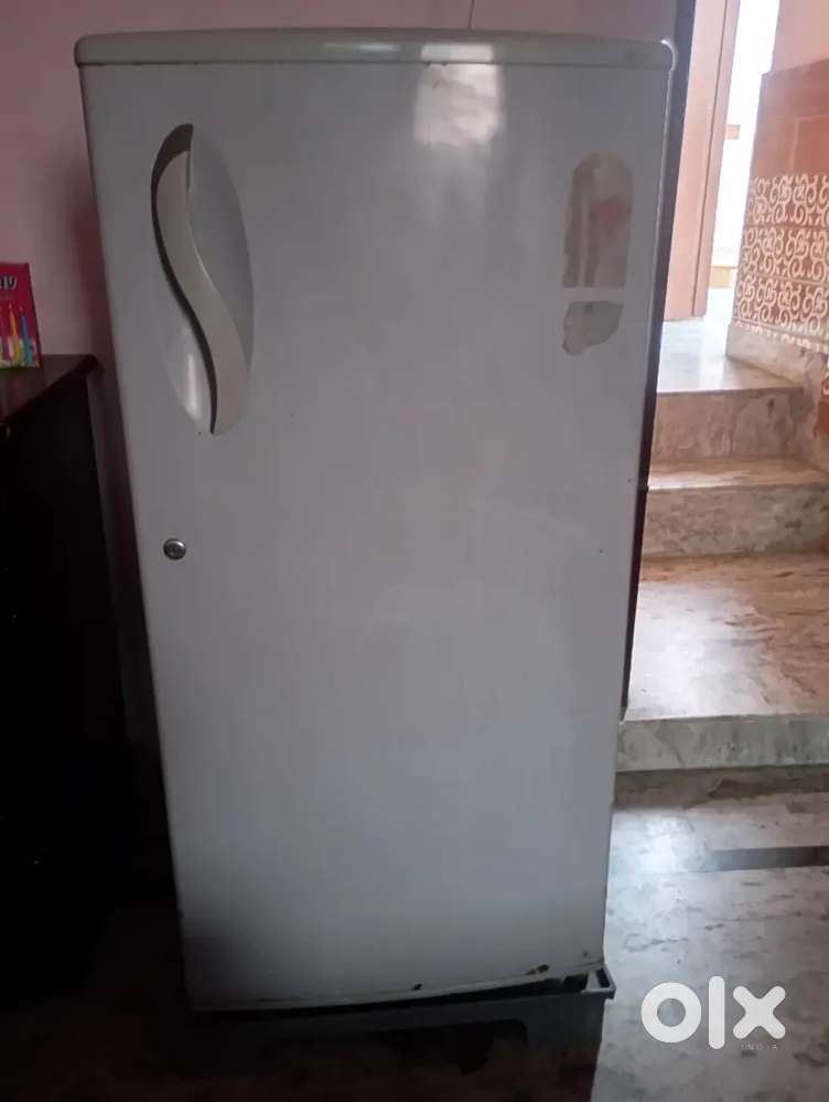 LG Fridge single door