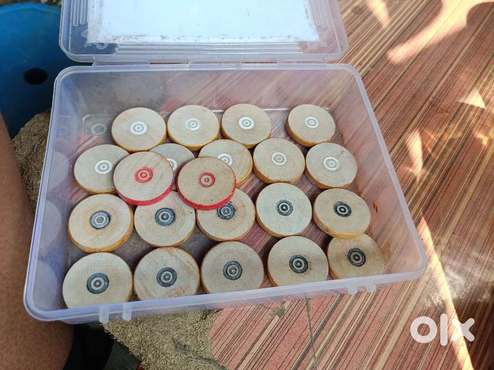 Fully new condition carrom coin 21ps