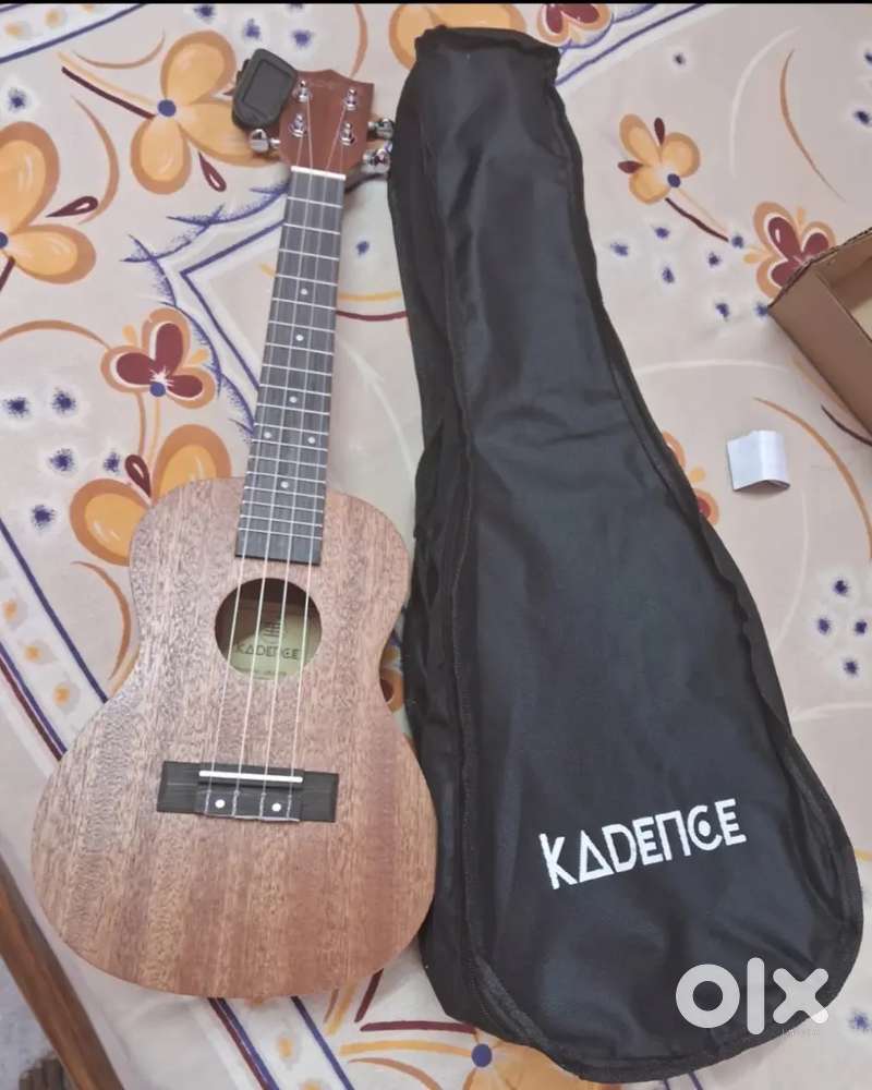 KADENCE UKULELE