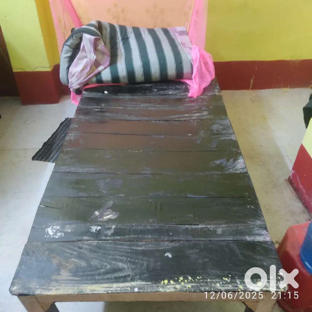 Used chowki for sale in tollygunge