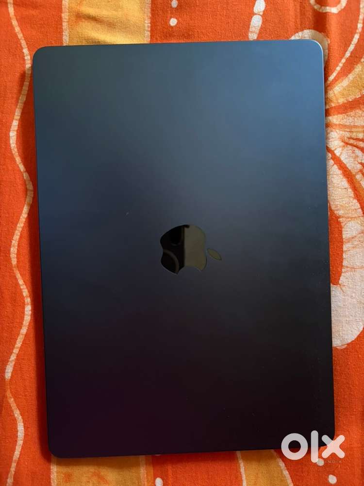 MACBOOK AIR M4