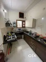 Owner free 1 room set:9500,2 room set:15500,3 room set:19500 for rent.
