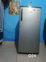 Mai ek frizz bech rha hu