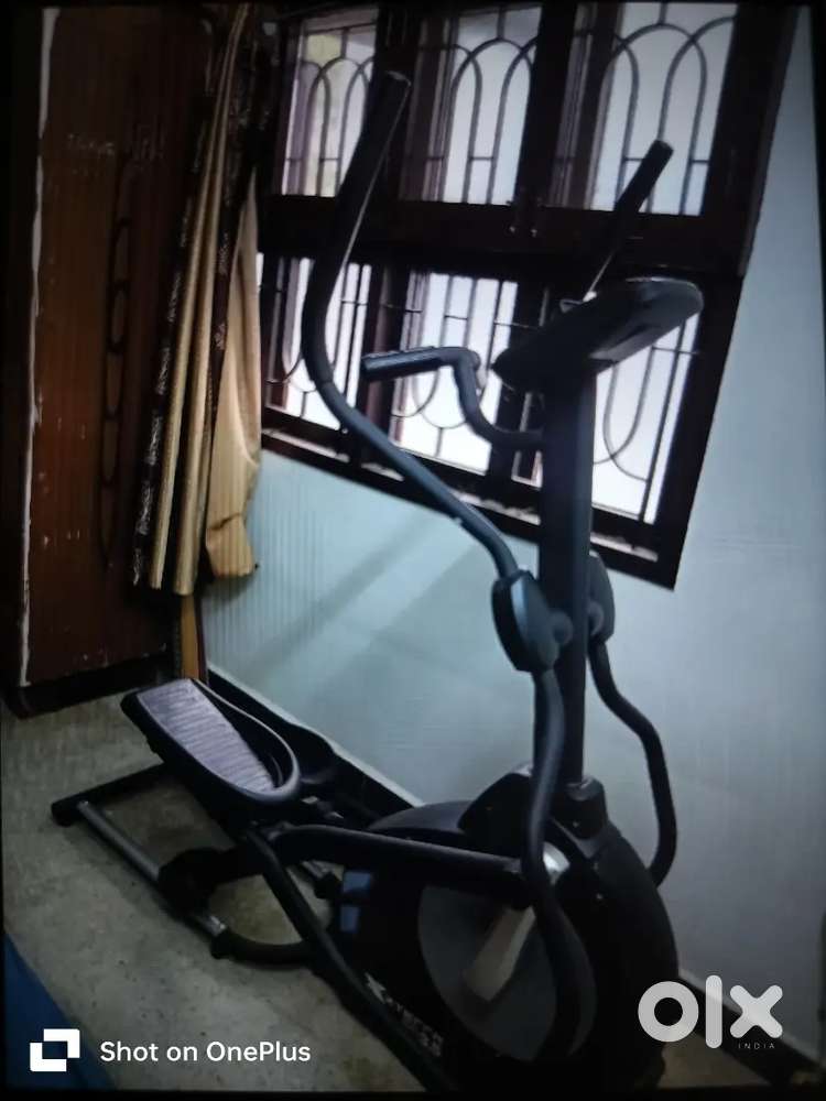 Afton Elliptical cross trainer
