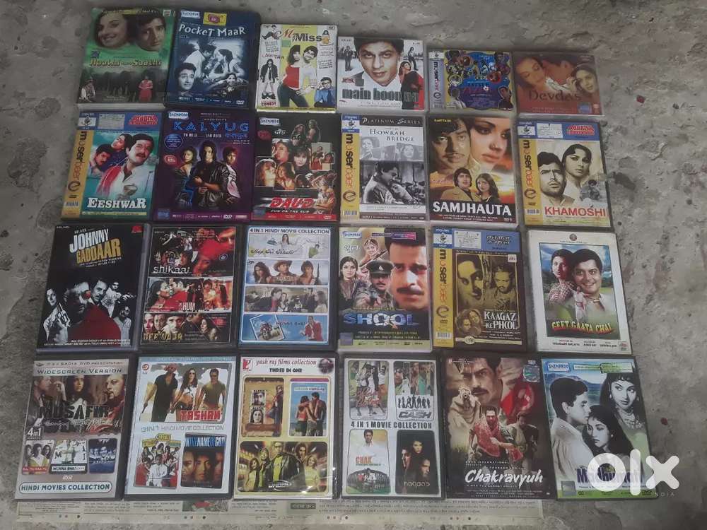 300 pis cd & DVD movies available Lot selling