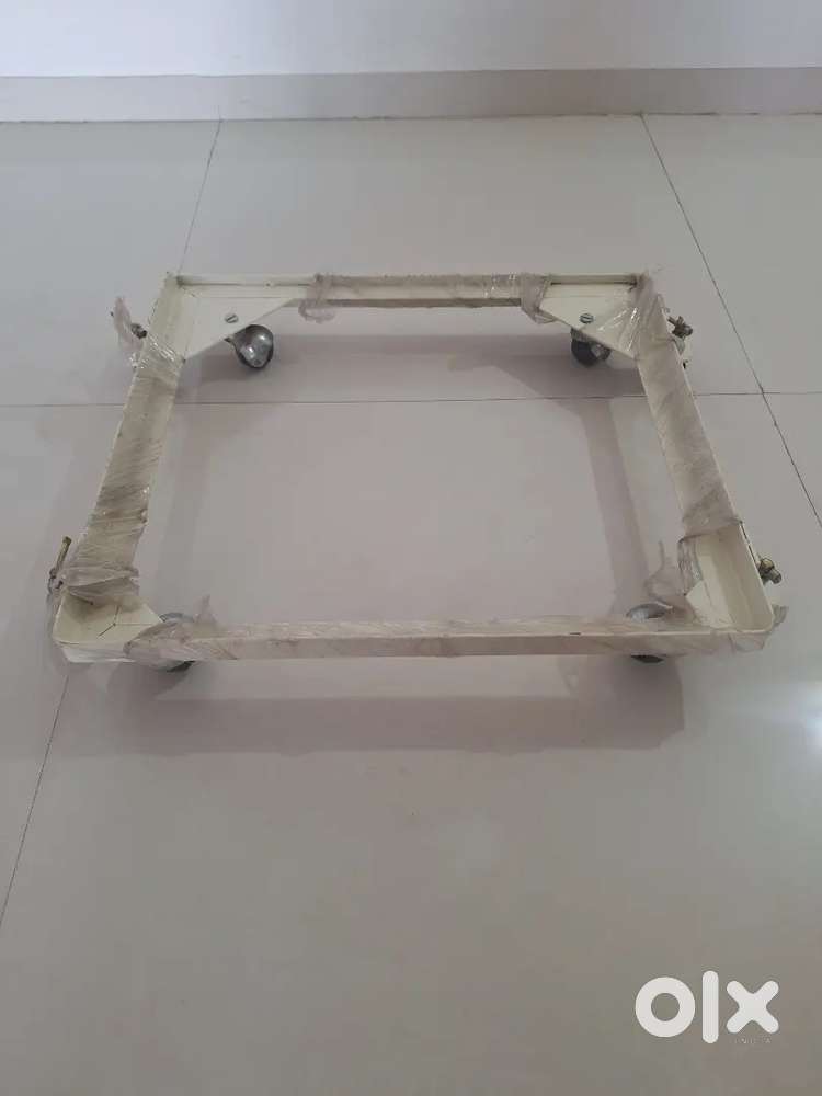Front load washing machine stand