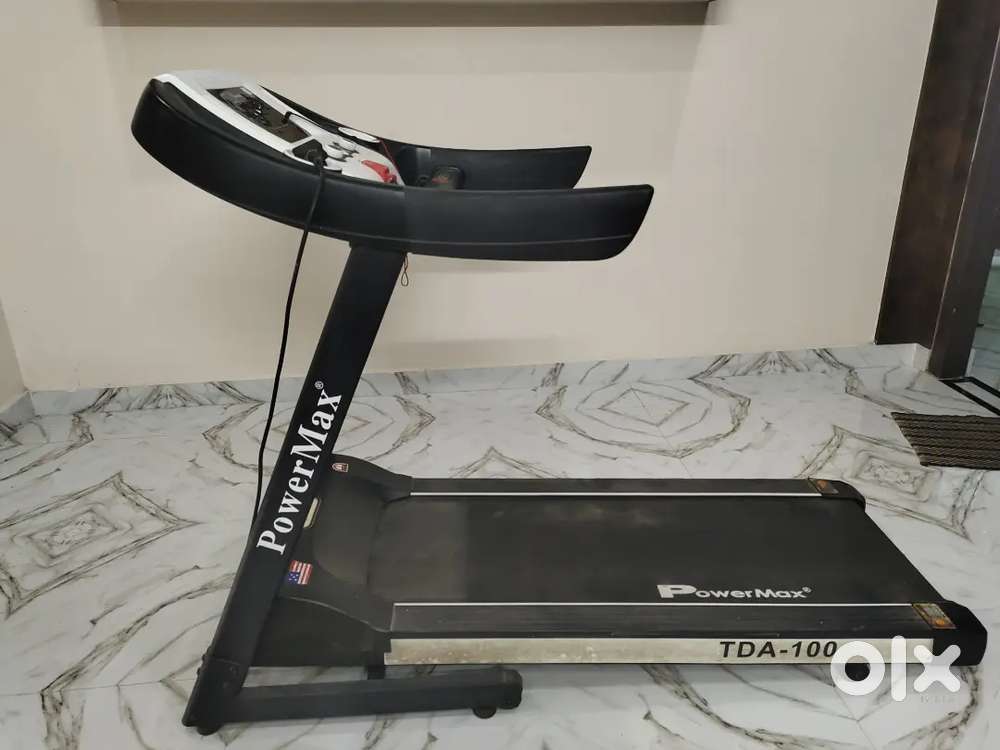 PowerMax Treadmill - 12 modes - heart rate sensor - inbuilt speaker