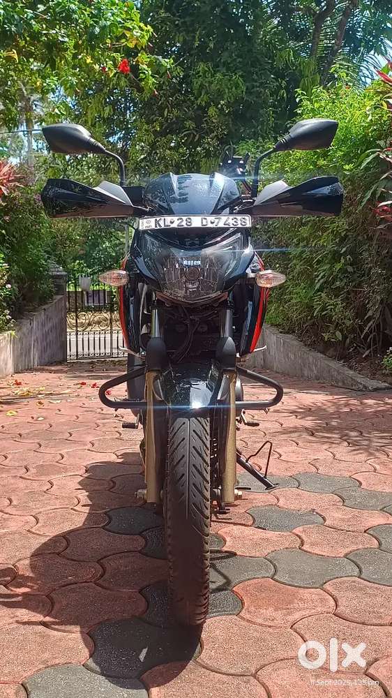 TVS APACHE RTR 200 BS4