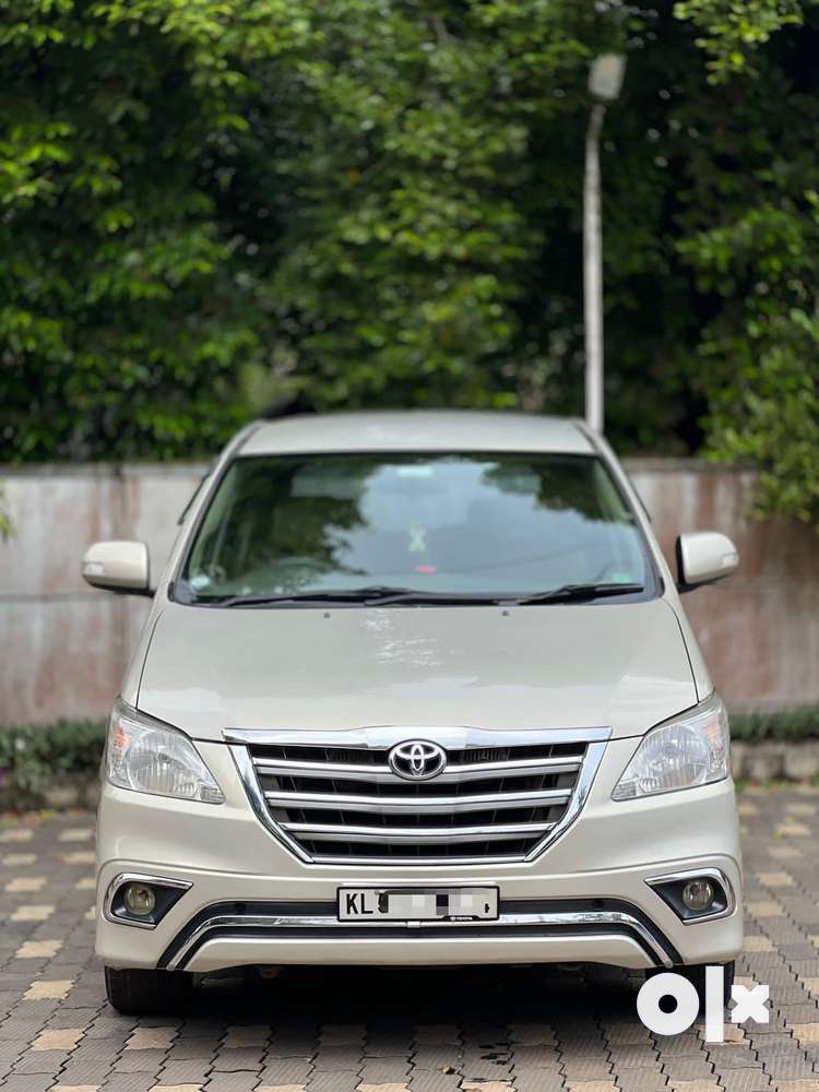 Toyota Innova 2.5 G (Diesel) 8 Seater, 2013, Diesel