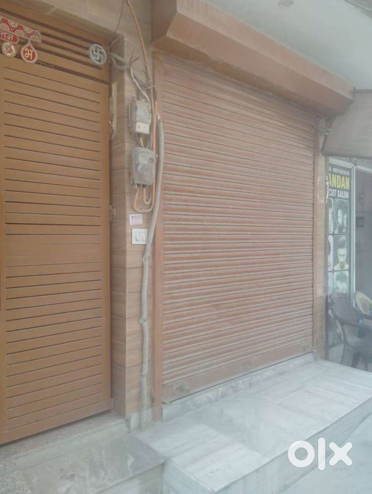 Independent registered commercial cum residential 3 storeys building