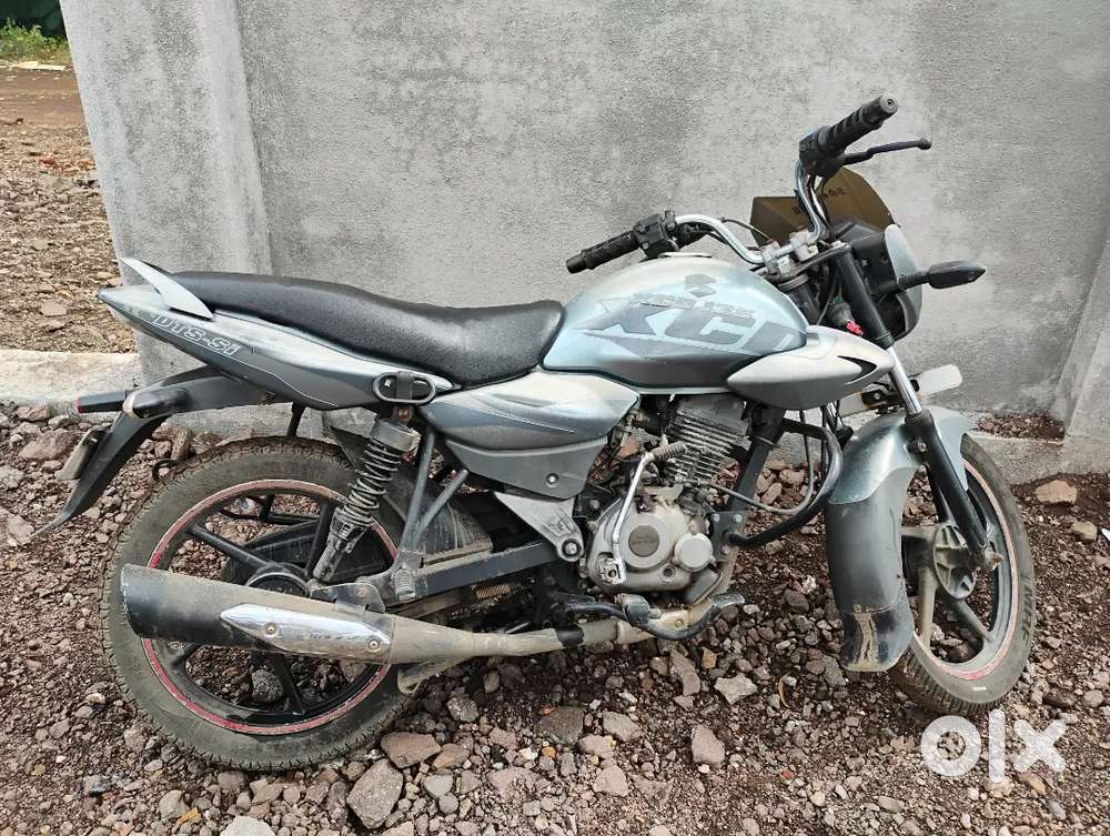 Well and good single hand used xcd 125 silver colour bike for sell