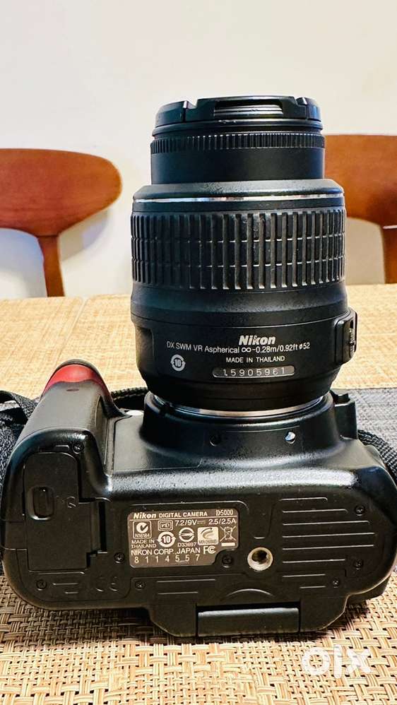 Nikon D5000 camera less used with lense