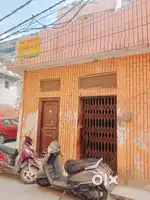 3 Floor constructed house in West Amber Talab