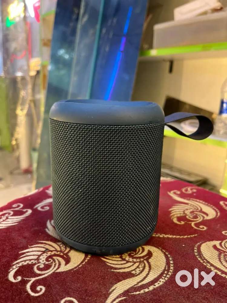 20Watt Potronics speaker, outdoor/indoor ( portable )