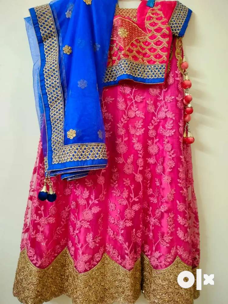 Designer Lehnga in mint condition, bright colours, for 14-18 years old
