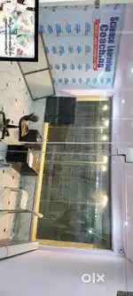 Receptionist