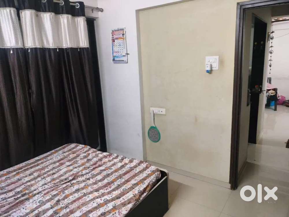 Available for rent from 01/11/2025 and price is negotiable