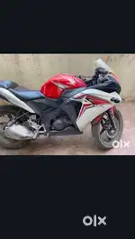 Honda cbr.