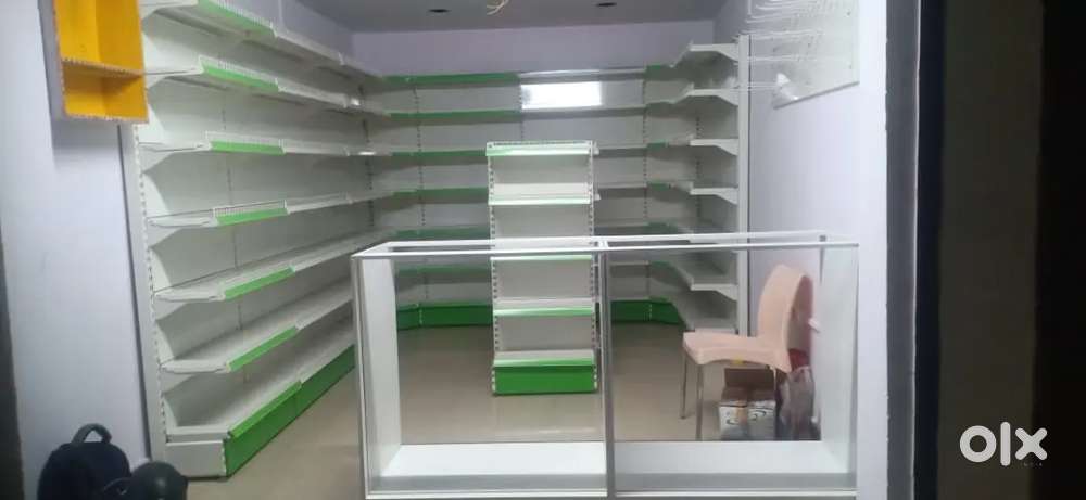 Glass shelfs