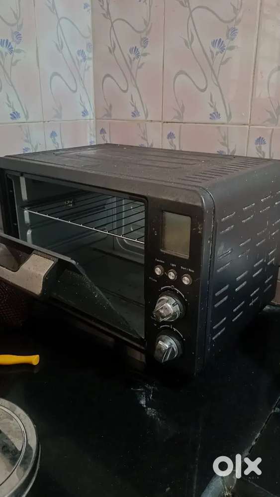 Philips OTG oven 1 year old in good condition