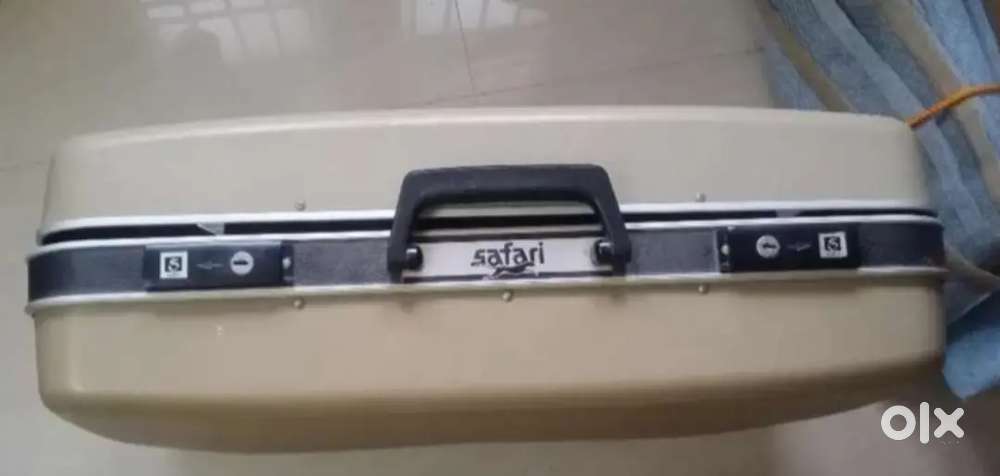 Safari suitcase