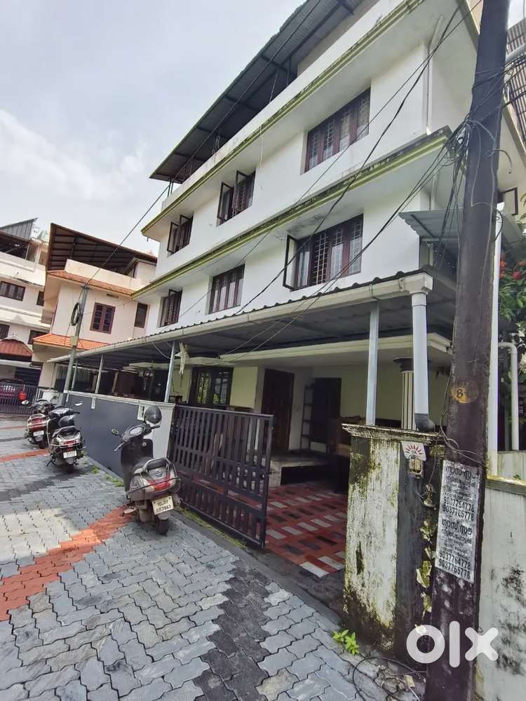 NEWGEN GENT'S PG CHANGAMPUZHA