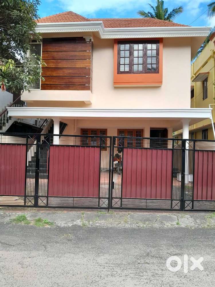 Fully furnished office space for rent at Pattom