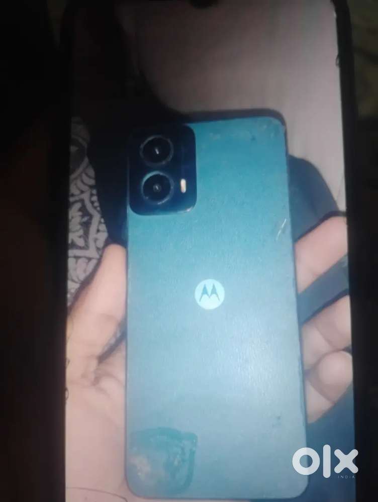 Moto g34 1 Time display change and display is original moto
