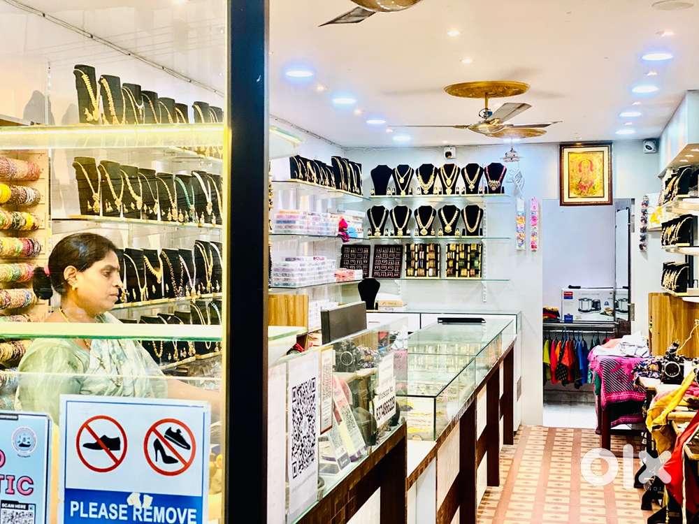 Renting our commercial shop highway in pm palem