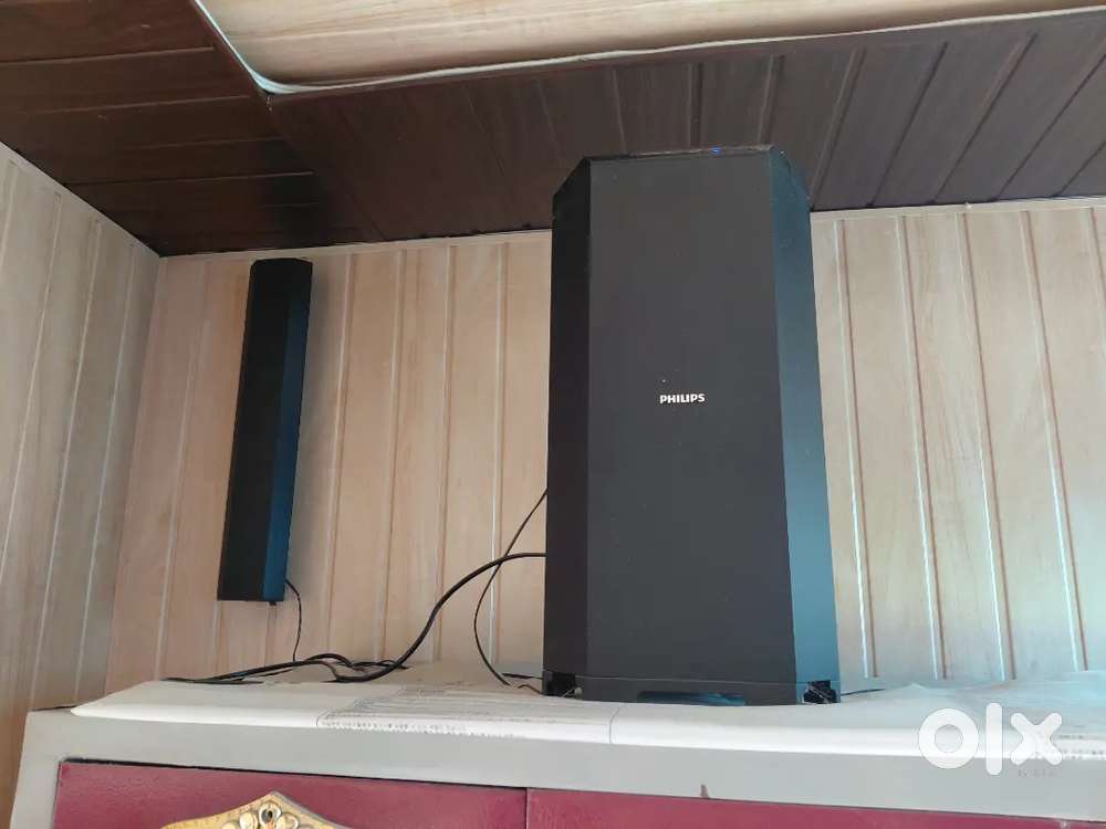 PHILIPS HOME THEATER NEW BRAND