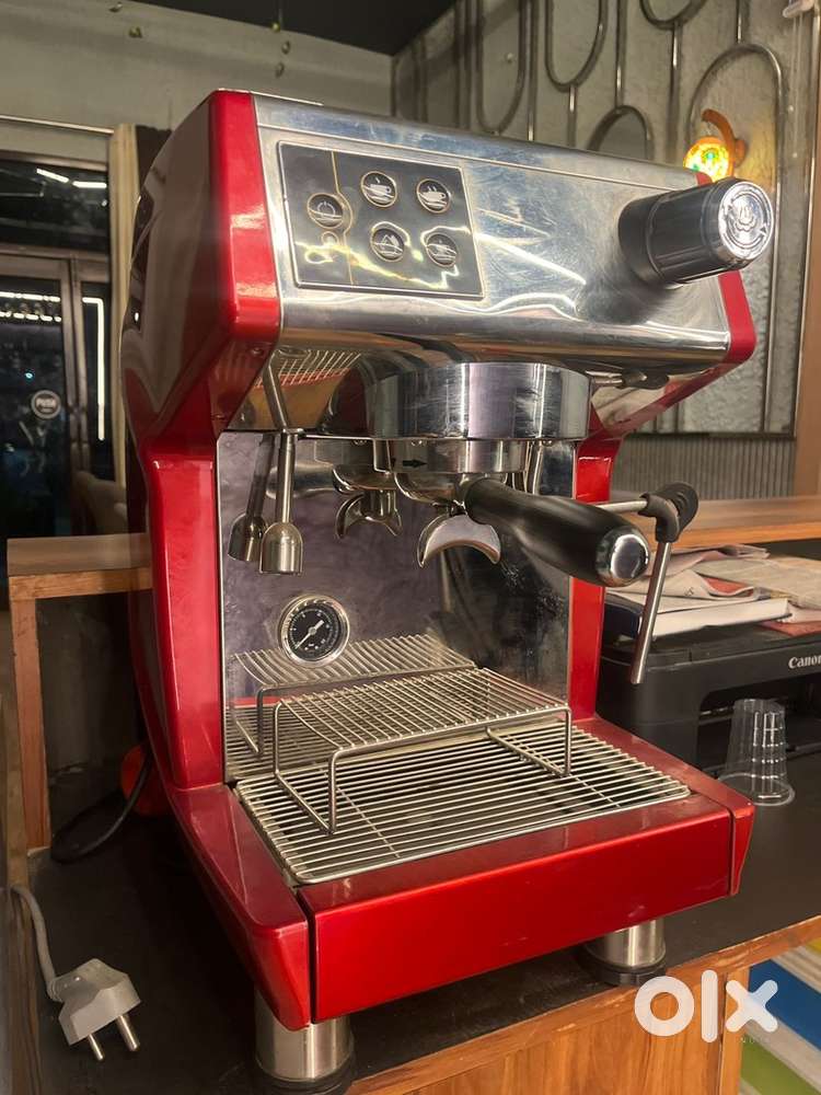Espresso coffee machine