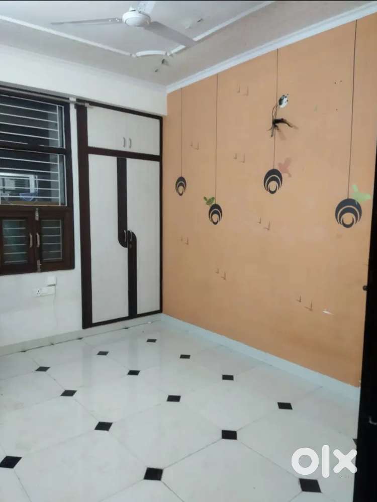 Independent 3bhk Only Family