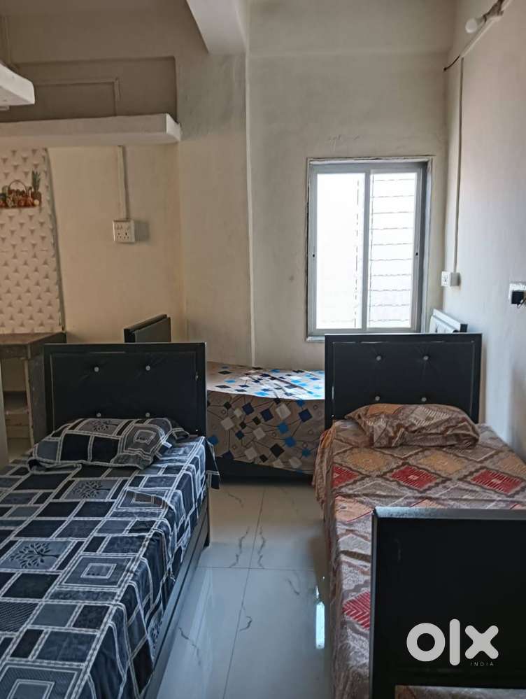 SR PG AT CHAKAN MIDC PUNE FOR MALE