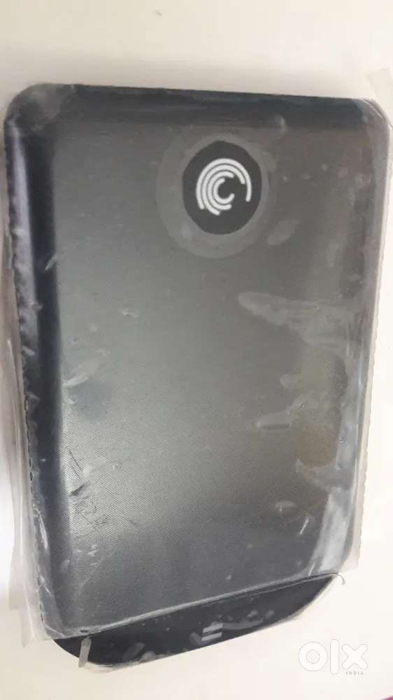 SEAGATE 500GB EXTERNAL HARD DISK LESS USED