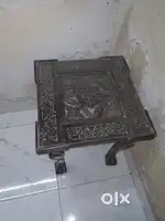 Urgent want to sell old antique sheesham table with glass