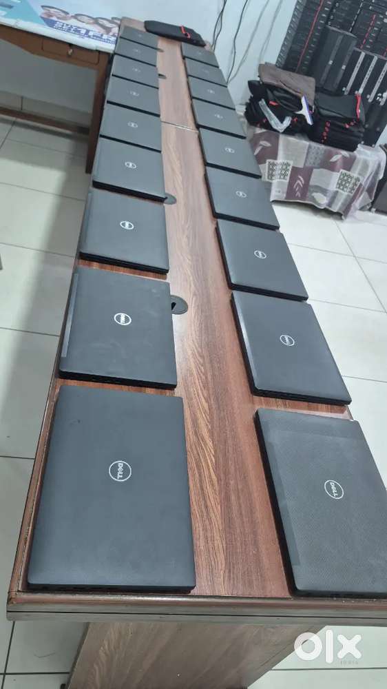 Dell latitude i5 7th generation 8gb ram 256gb ssd