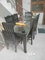 Dinnig table