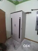 2 good quality wardrobe with mirror