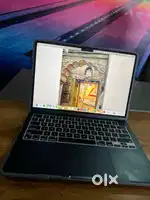 MacBook Air M2