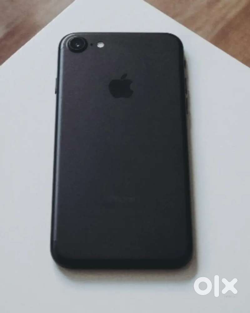 Iphone 7 selling new offer