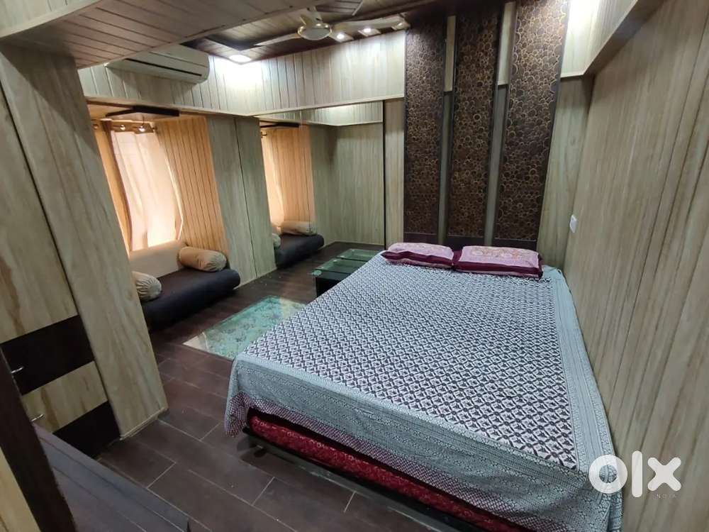 2 BHK BEAUTIFUL FULLY FURNISHED FLAT FOR SALE IN GOREGAON EAST