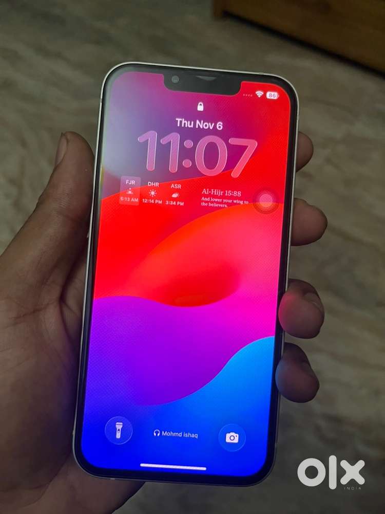 Selling my Iphone 13