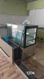 Pastry display counter