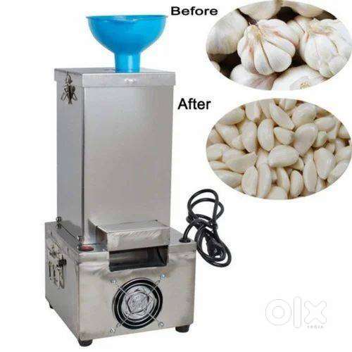 Garlic pleeing machine