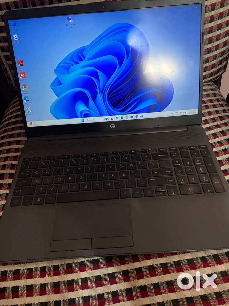 Hp laptop i5 window 10
