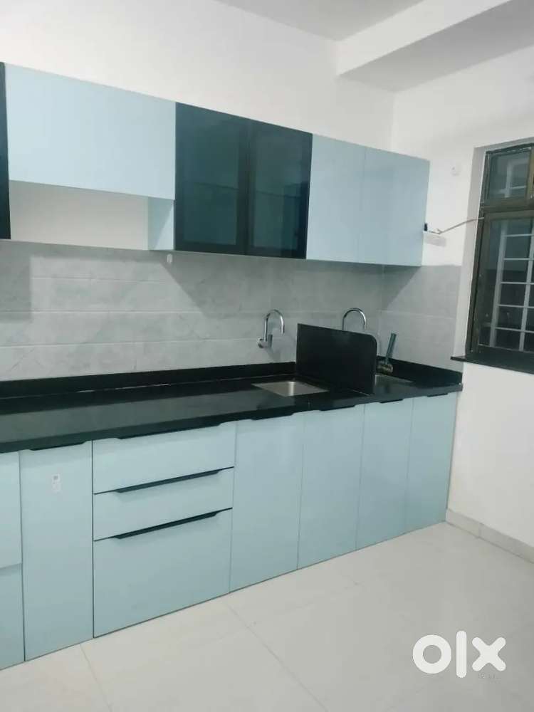 2bhk flat no restrictions in gated society for everyone